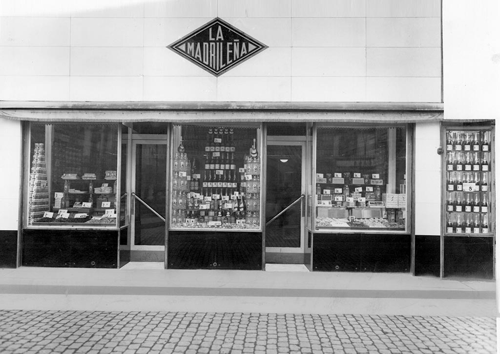 Fachada tienda La Madrileña